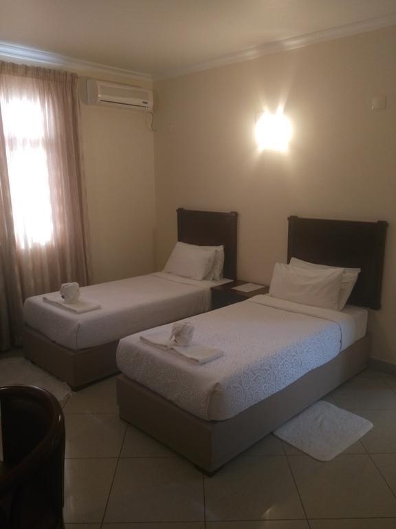 Pensao Marhaba Residencial Hotel Maputo Ngoại thất bức ảnh